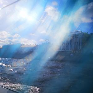 全彩18禁裸乳羞羞电影无遮挡
